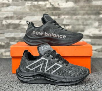 NEW BALANCE TRAINER
